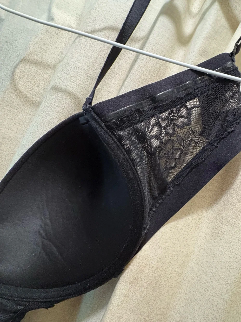 Maidenform Black Strapless Convertible Lace-Trim Bra